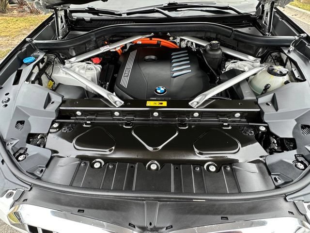 Used 2021 BMW X5 xDrive45e w/ Premium Package AWD/4WD image 9