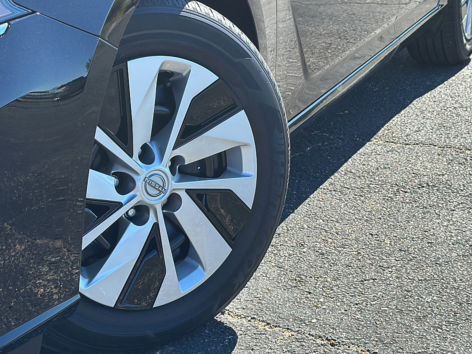 New 2025 Nissan Altima 2.5 S image 2