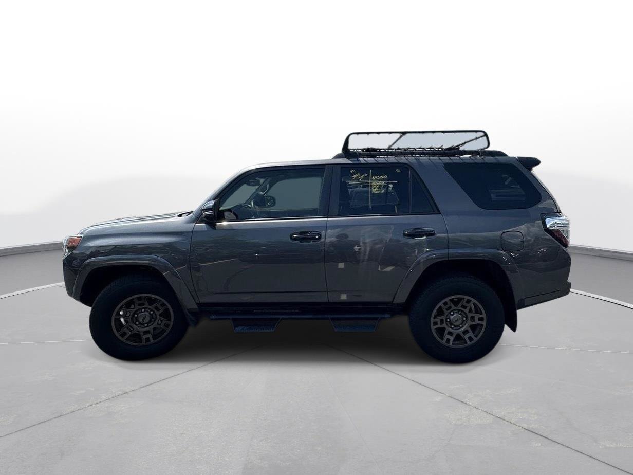 Used 2020 Toyota 4Runner Venture w/ Moonroof Package AWD/4WD image 9