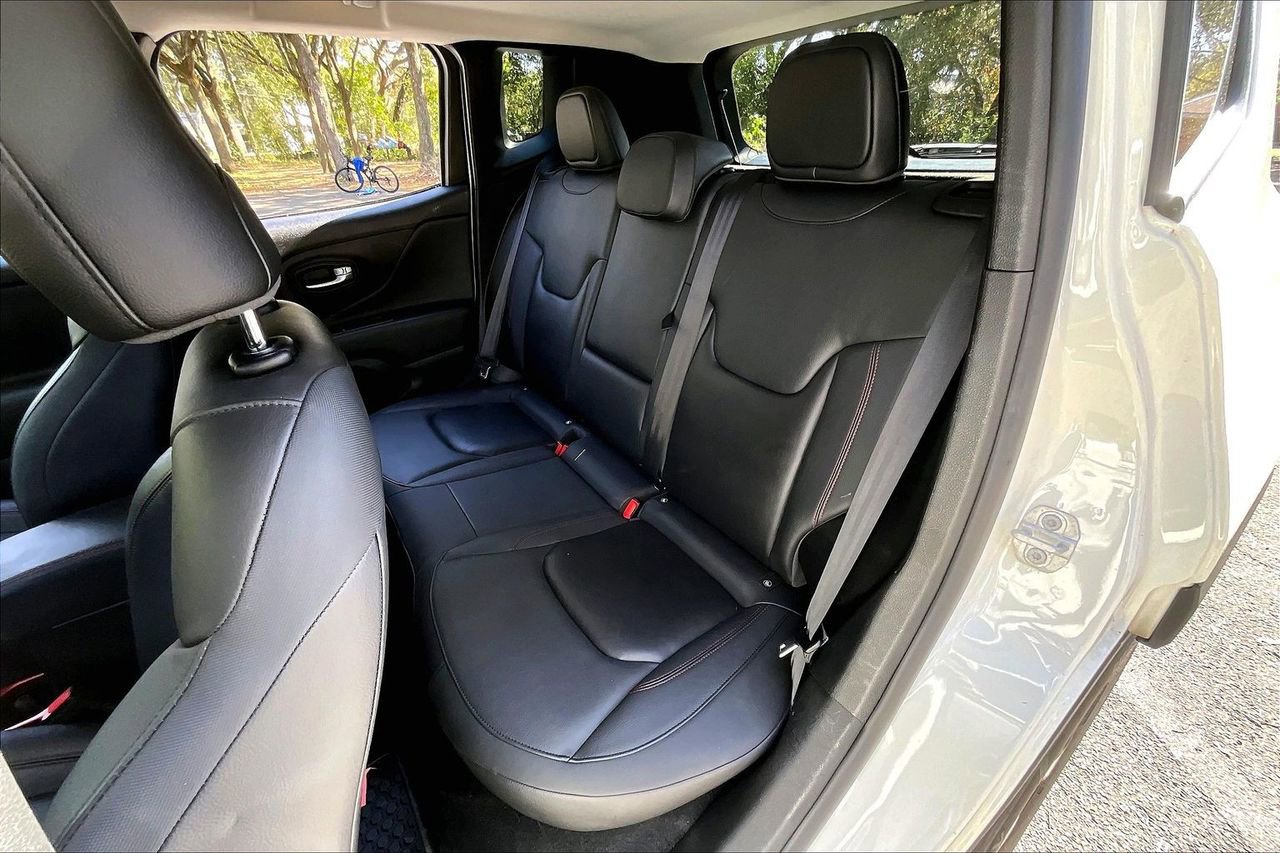 Used 2020 Jeep Renegade Trailhawk w/ Premium Leather Group image 19