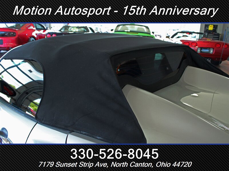 Used 2007 Saturn Sky RWD image 10