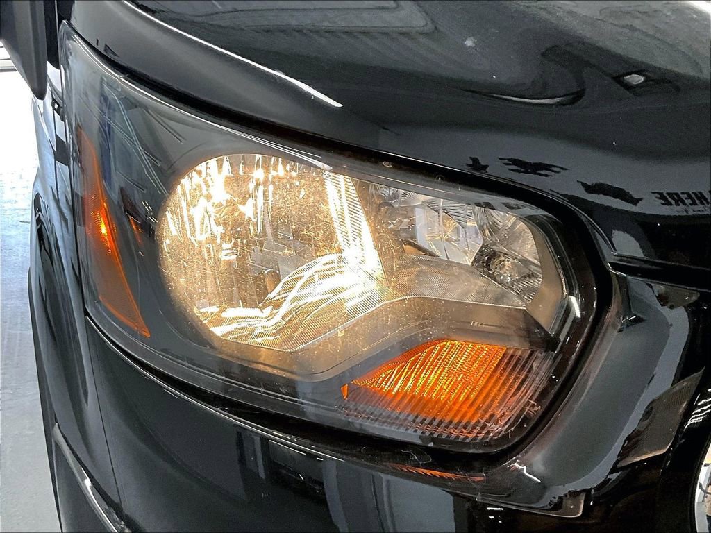 Used 2024 Ford Transit 350 XLT image 30