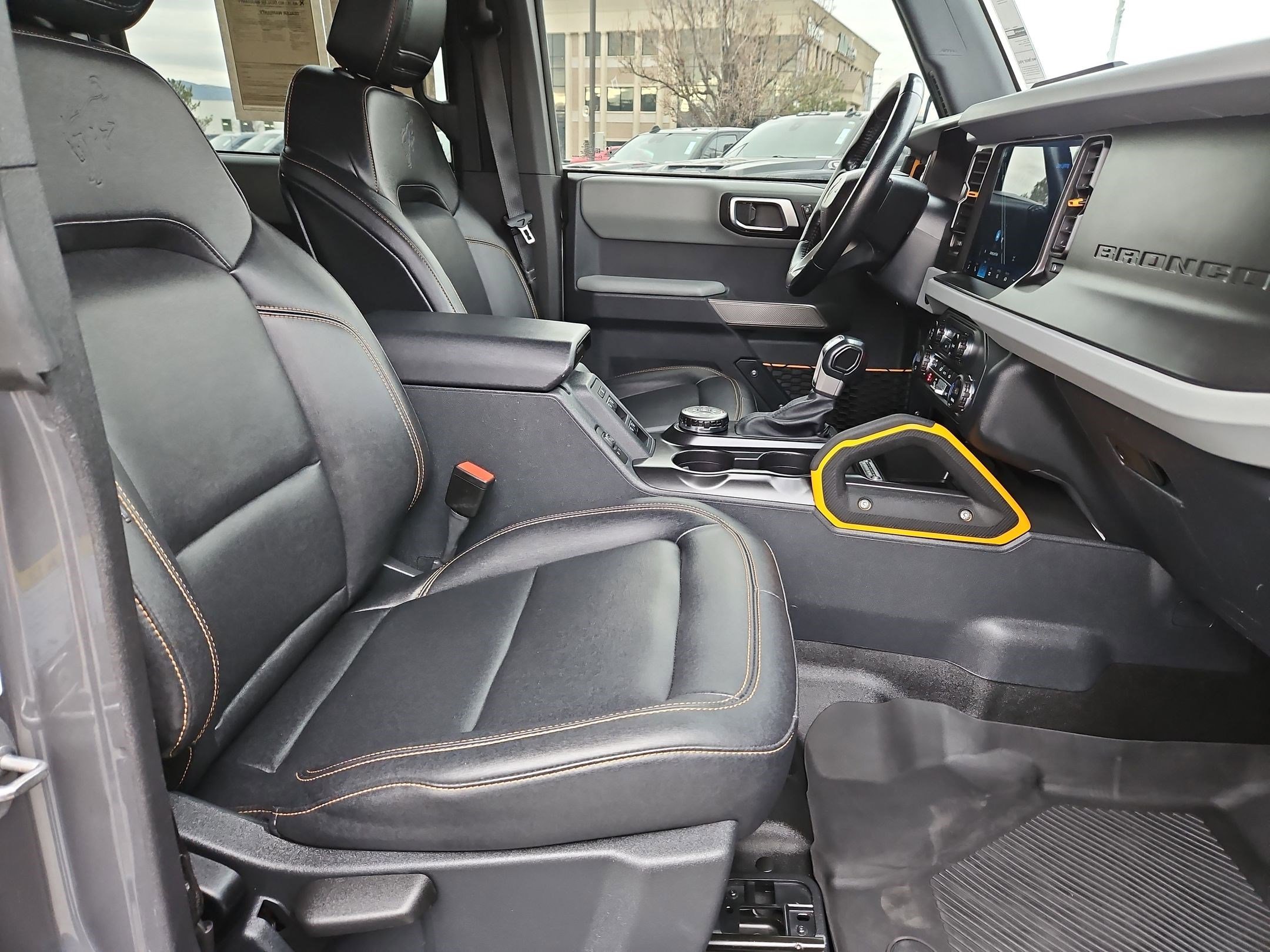 Used 2023 Ford Bronco Badlands w/ Sasquatch Package image 34