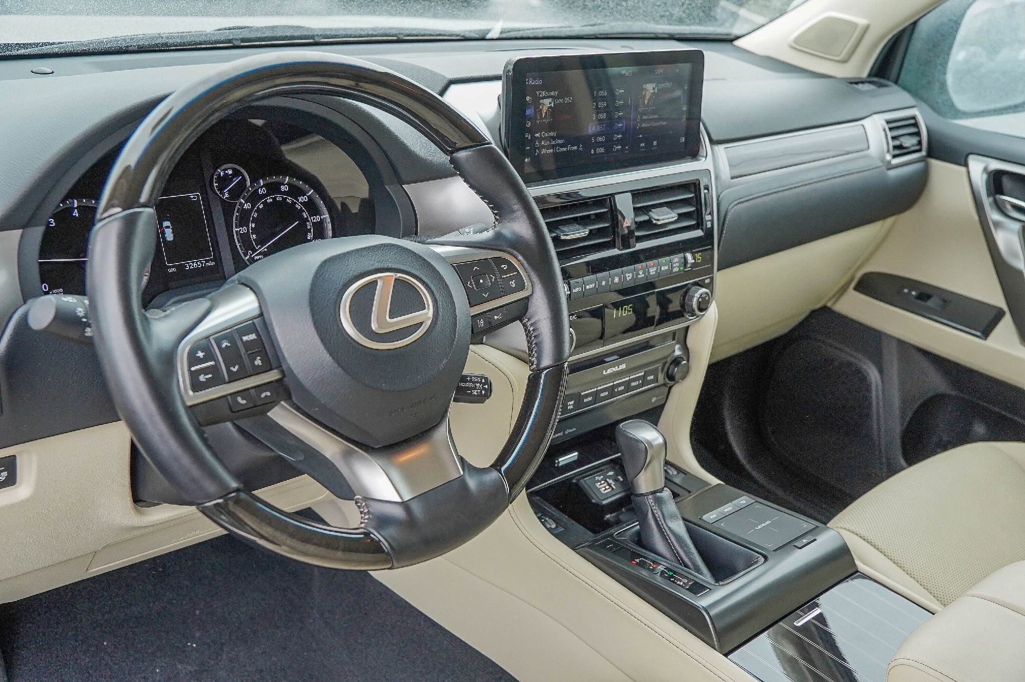 Used 2023 Lexus GX 460 Premium image 7