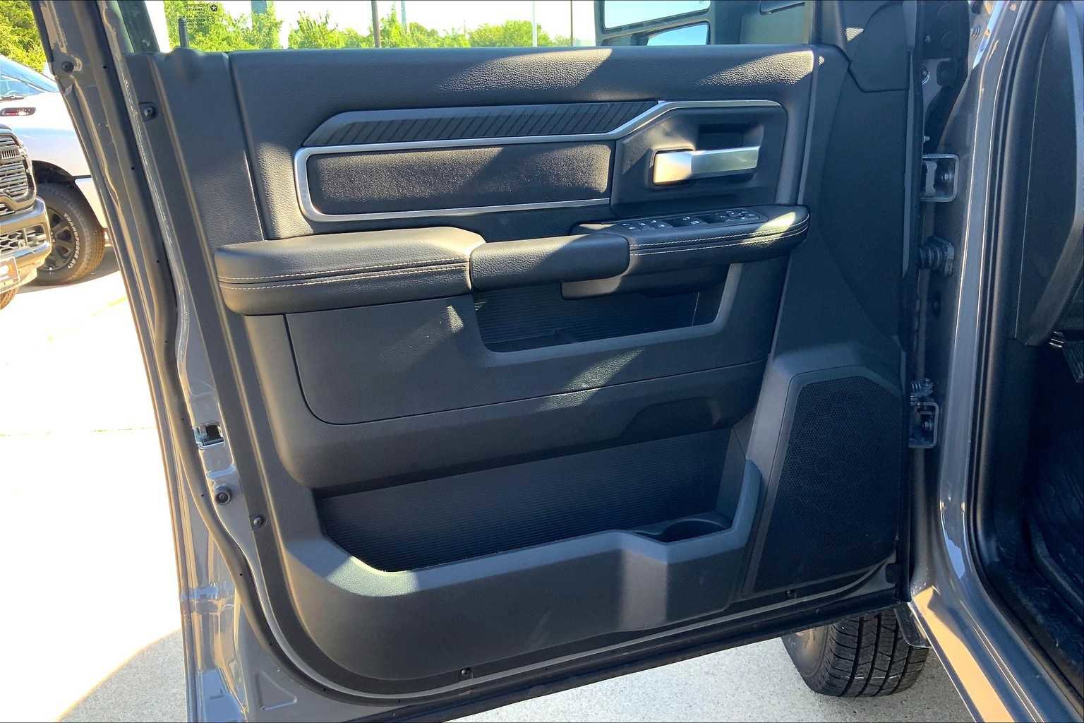 New 2026 RAM 3500 Lone Star AWD/4WD image 10