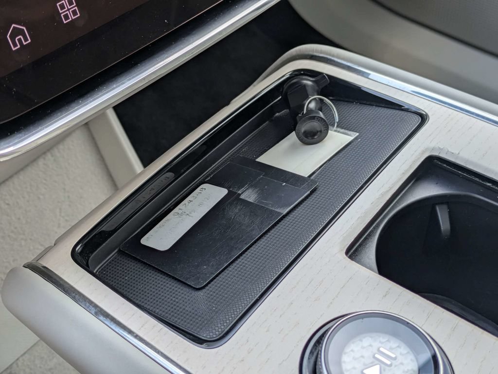 Certified 2025 Volvo EX90 Ultra AWD/4WD image 47