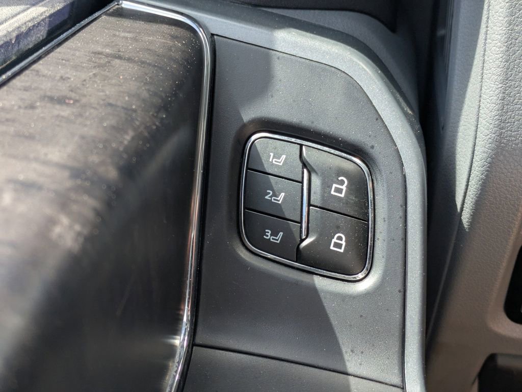 Used 2023 Ford F150 Lariat image 26