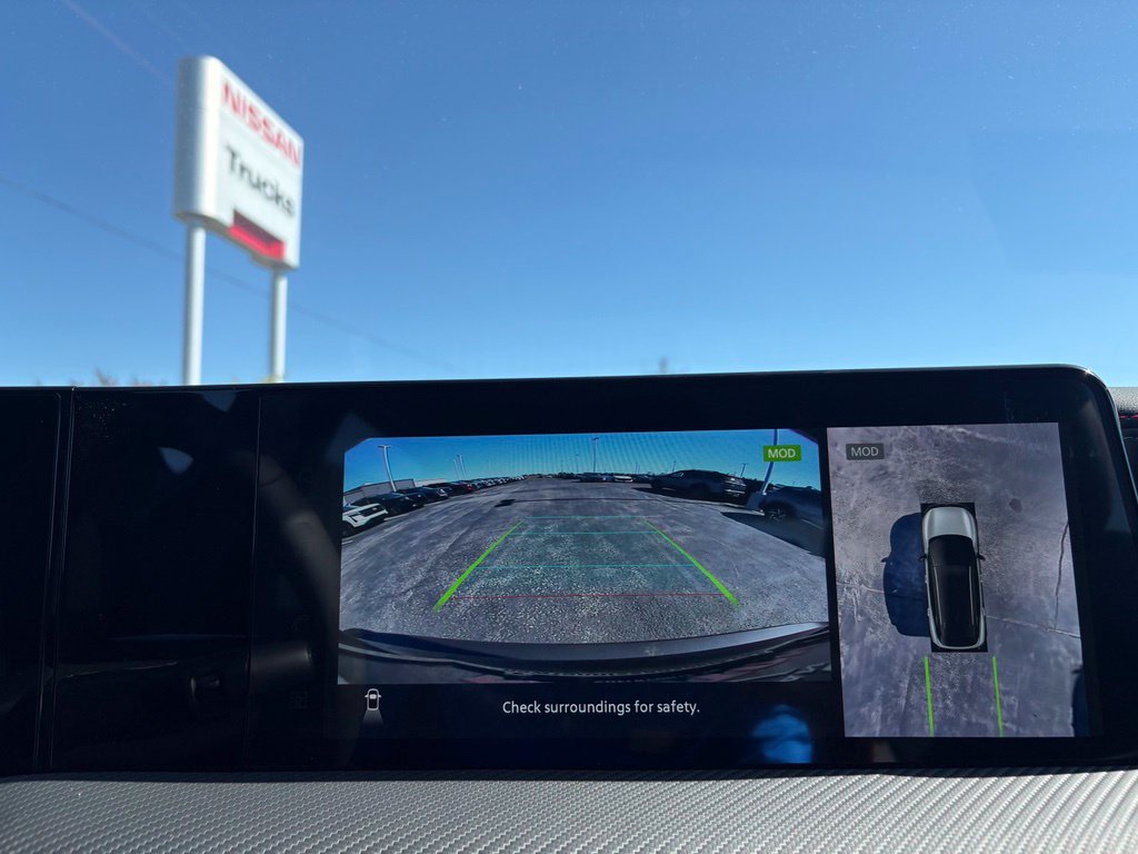 New 2027 Nissan Kicks SR FWD image 32