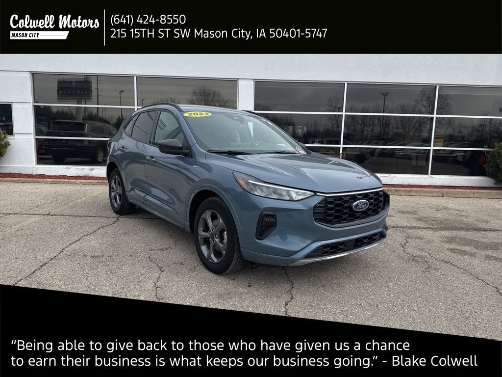 Used 2023 Ford Escape ST-Line w/ Tech Pack #1 AWD/4WD image 1