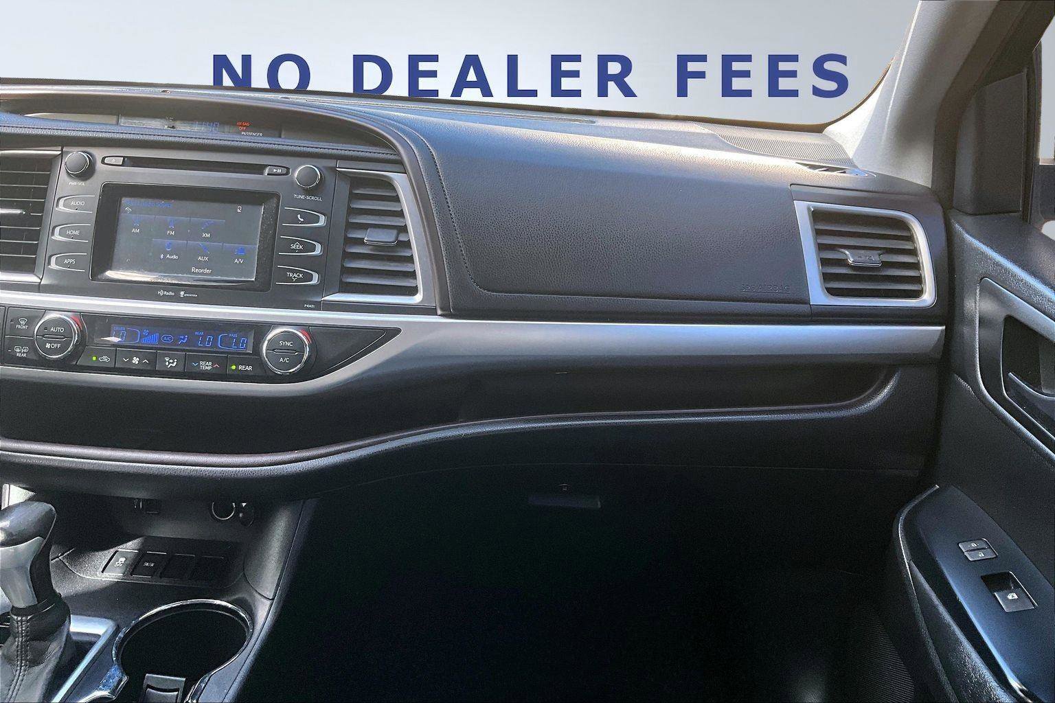 Used 2015 Toyota Highlander Plus FWD image 26