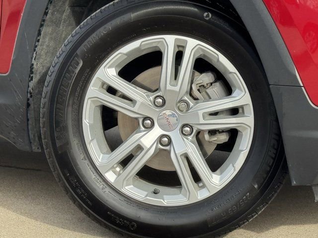 Used 2023 GMC Terrain SLE w/ Driver Convenience Package image 35