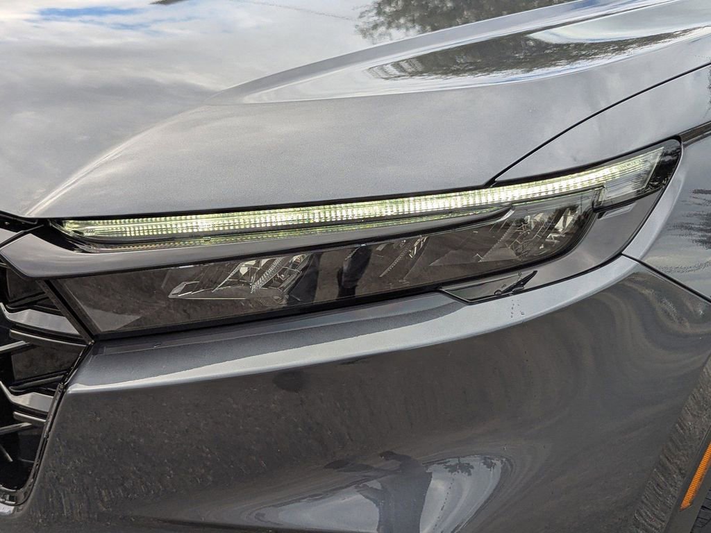 Used 2024 Honda CR-V Sport image 12