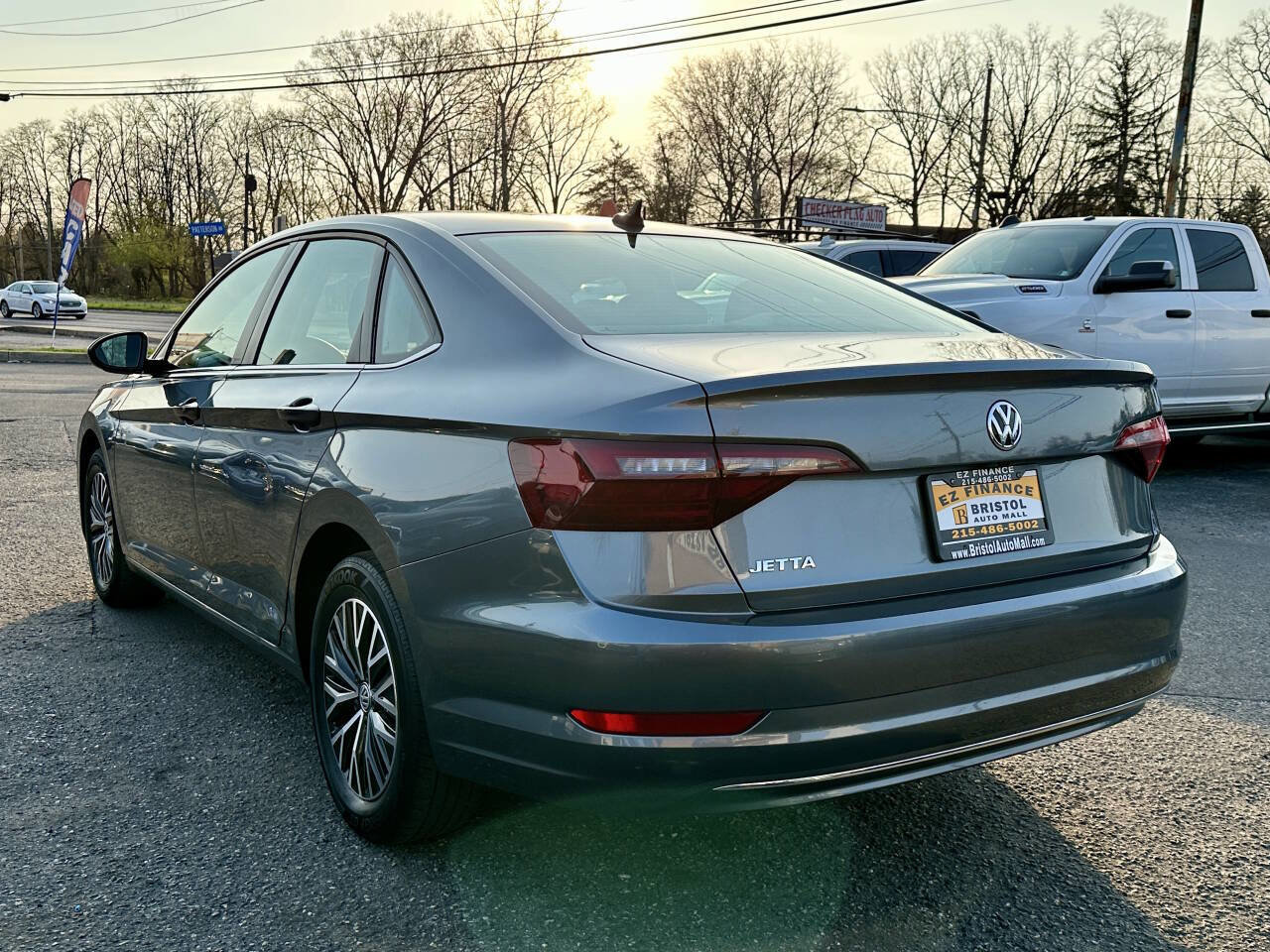 Used 2021 Volkswagen Jetta S image 3