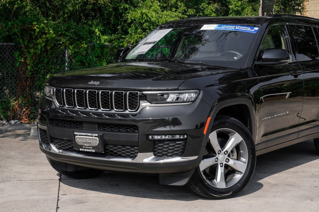 Used 2022 Jeep Grand Cherokee L Limited image 13