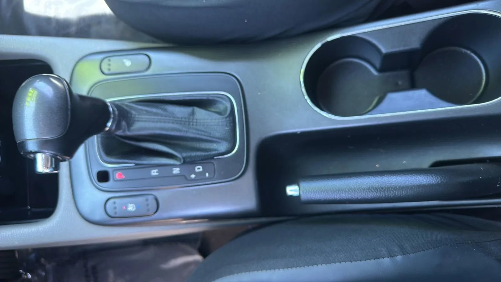 Used 2015 Kia Forte Koup EX w/ EX Premium Package FWD image 12