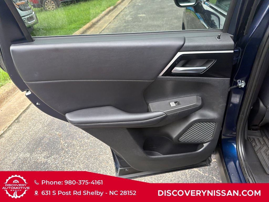 Used 2024 Mitsubishi Outlander SE AWD/4WD image 28