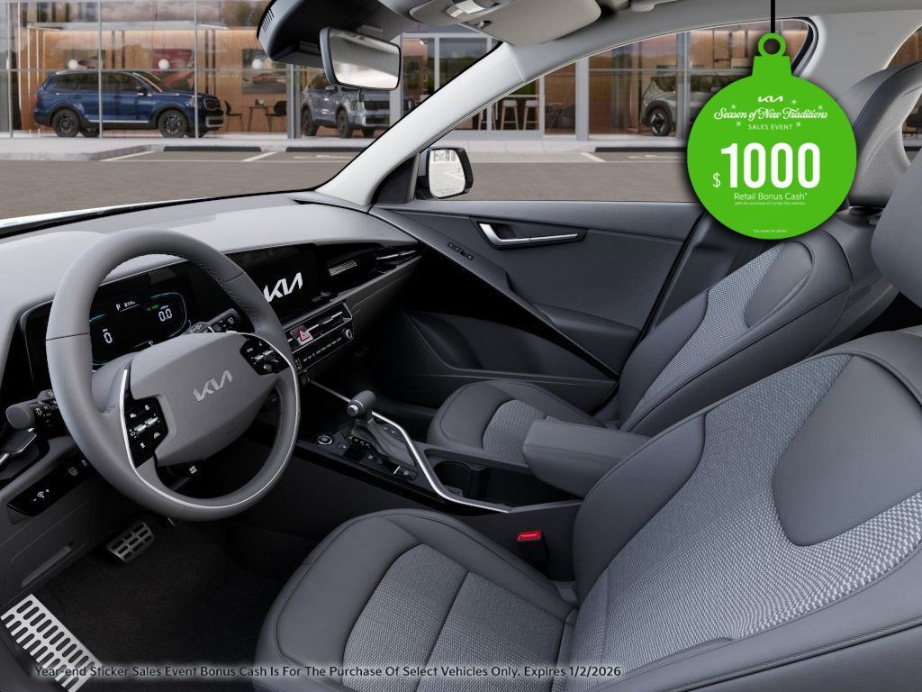New 2025 Kia Niro EX Touring image 17