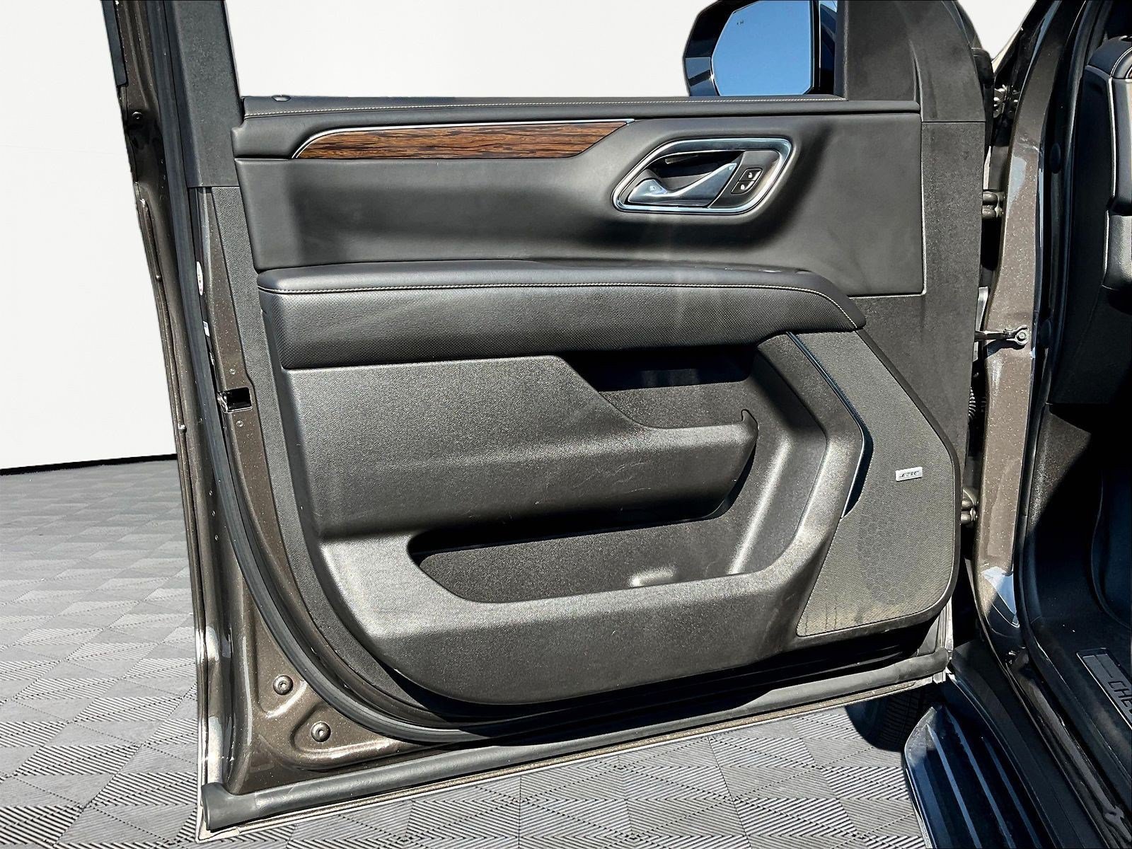 Used 2021 Chevrolet Tahoe Premier AWD/4WD image 20