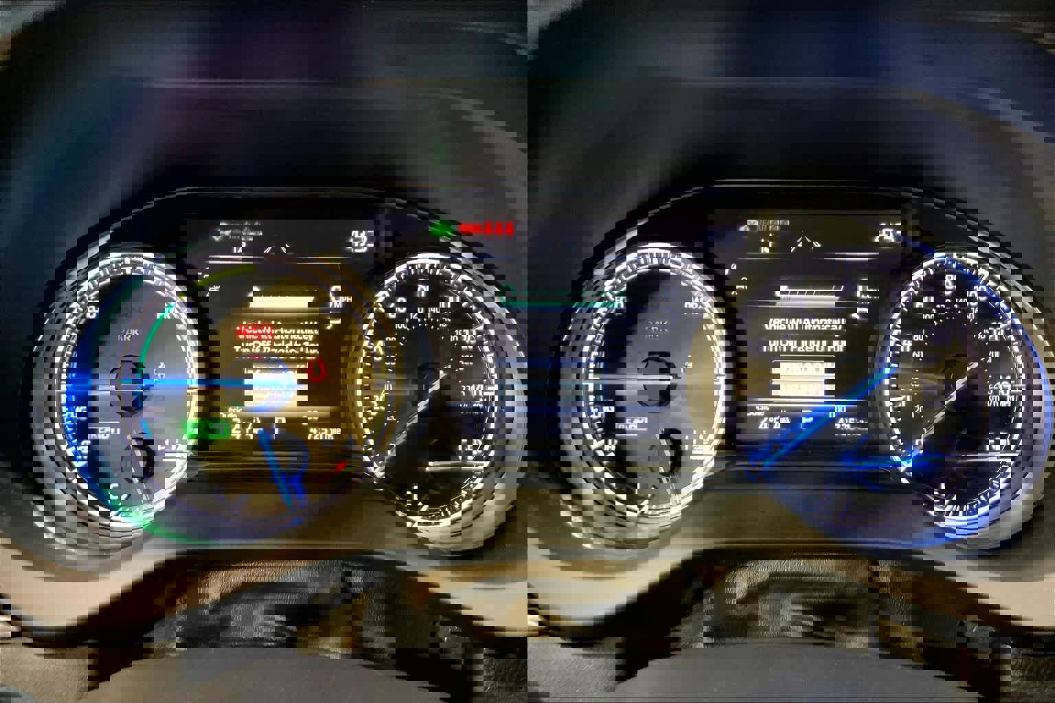 Used 2023 Toyota Venza XLE image 25