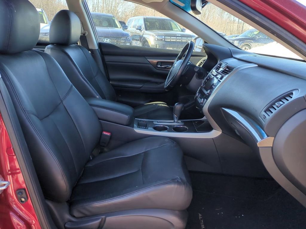 Used 2014 Nissan Altima 2.5 SL w/ Moonroof Package image 27