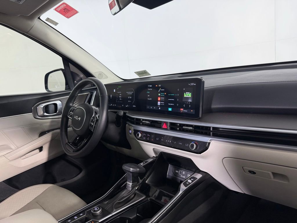 Used 2024 Kia Sorento SX image 31