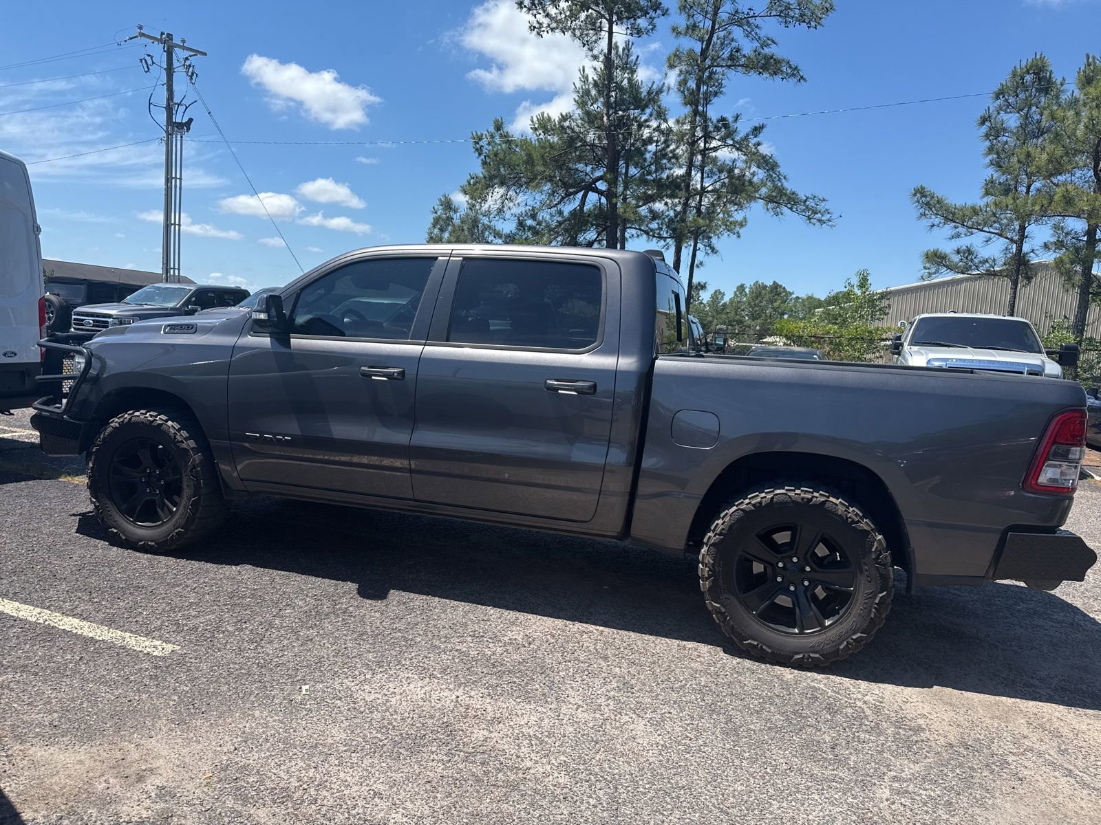 Used 2020 RAM 1500 Big Horn AWD/4WD image 4