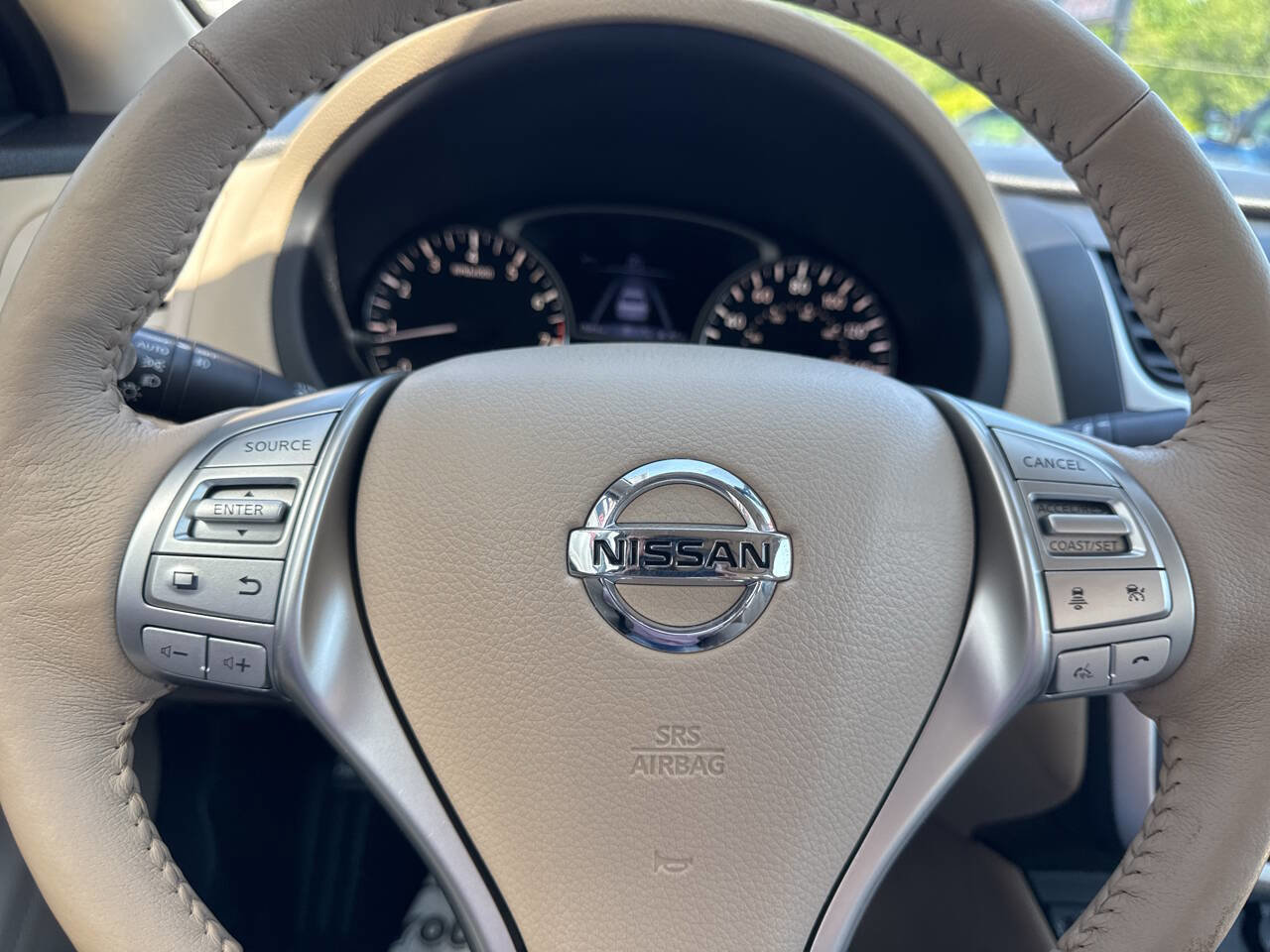 Used 2016 Nissan Altima 2.5 SL w/ 2.5 Technology w/LED Package image 41