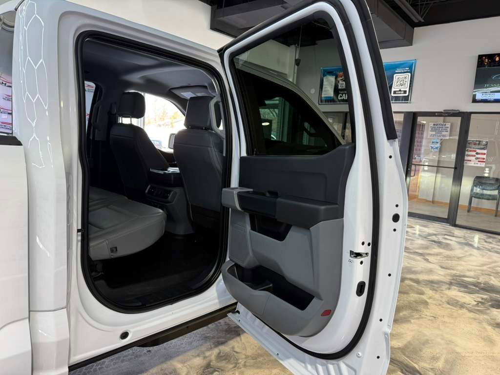 Used 2022 Ford F150 Lightning Pro image 47