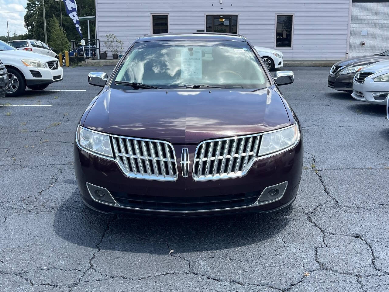 Used 2011 Lincoln MKZ FWD image 3
