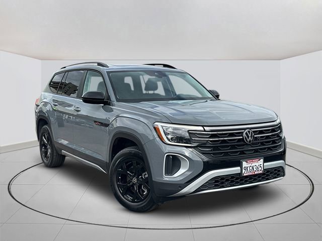 Used 2024 Volkswagen Atlas Peak Edition SE