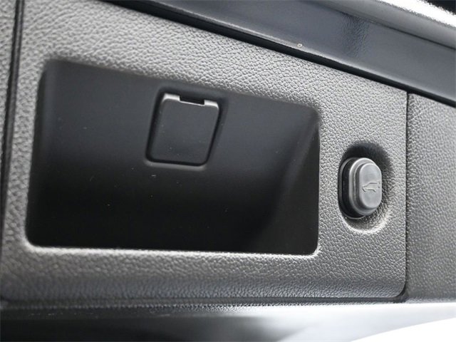 Used 2019 GMC Yukon XL SLE w/ Convenience Package image 22