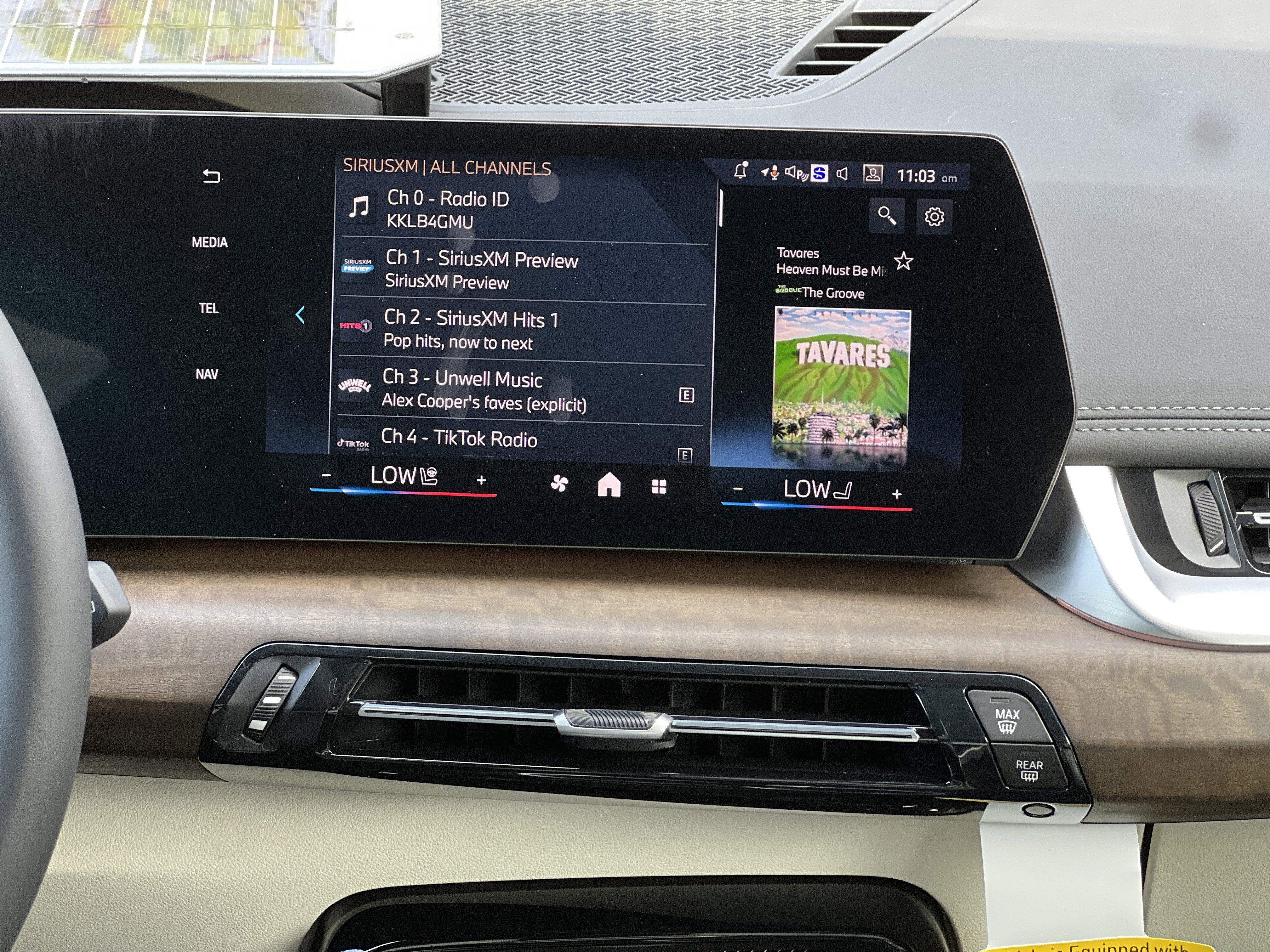 New 2026 BMW X1 xDrive28i w/ Convenience Package image 2