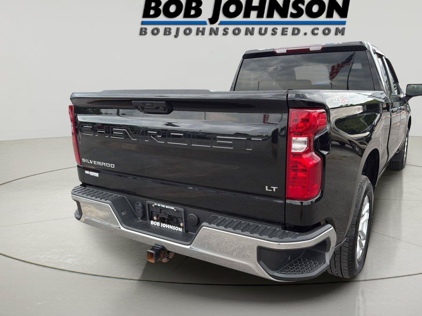 Used 2023 Chevrolet Silverado 1500 LT AWD/4WD image 7