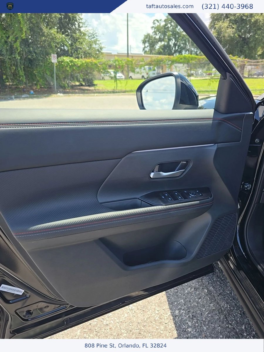 Used 2026 Nissan Kicks SR FWD image 17