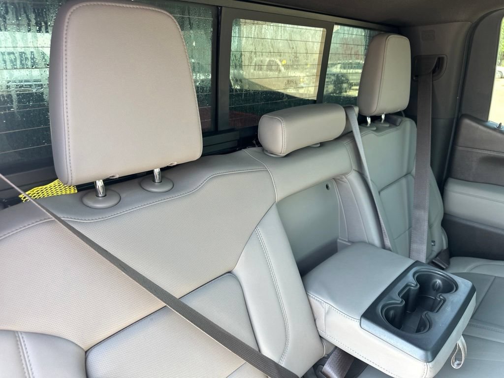 Certified 2022 Chevrolet Silverado 1500 LTZ w/ LTZ Premium Package AWD/4WD image 25