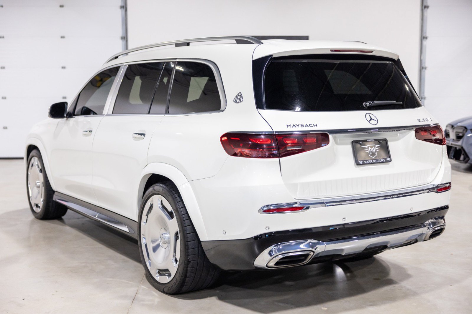 Used 2024 Mercedes-Benz Maybach GLS 600 4MATIC image 7
