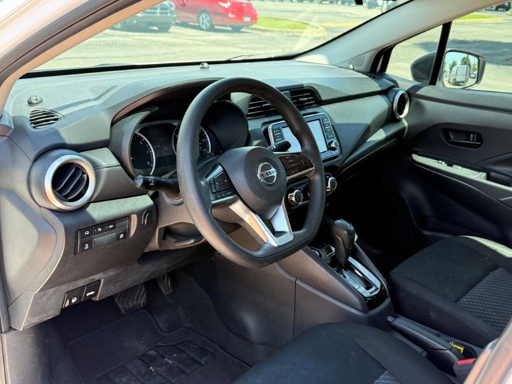 Used 2021 Nissan Versa S FWD image 11