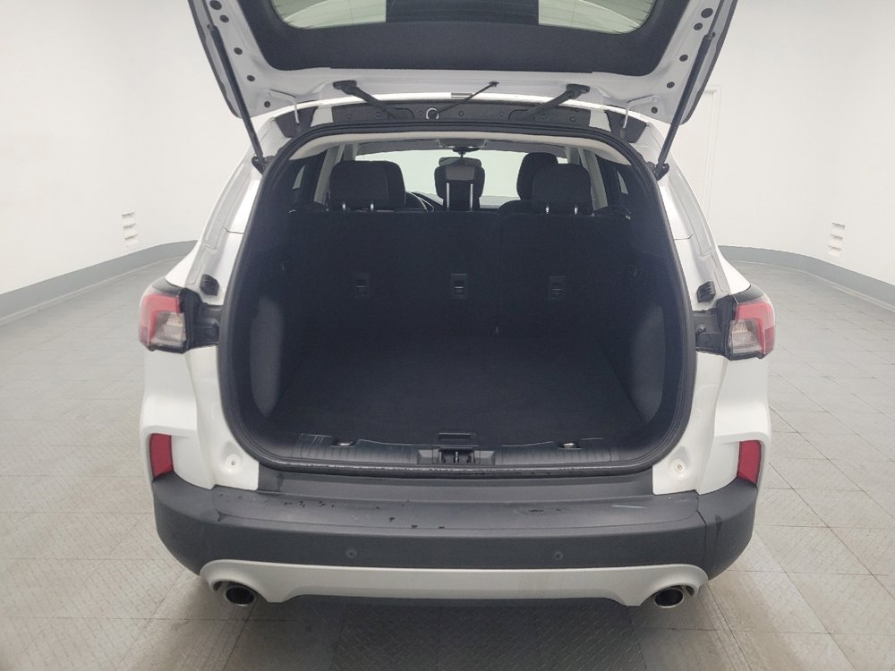 Used 2022 Ford Escape SE FWD image 29