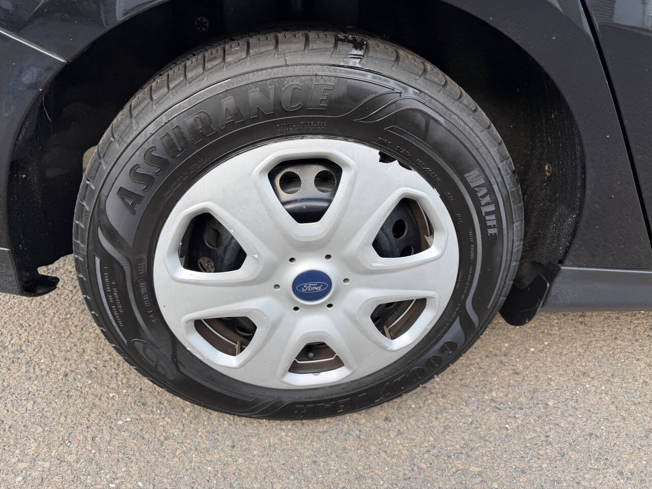 Used 2018 Ford Focus S FWD image 36