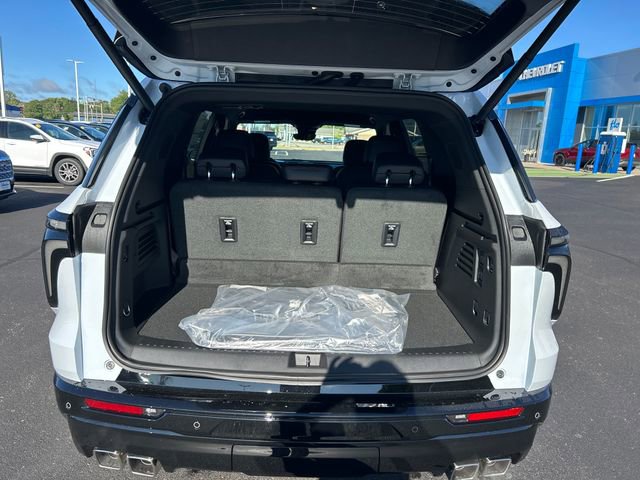 New 2026 Chevrolet Traverse RS w/ LPO, Floor Liner Package image 22