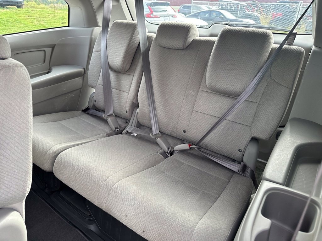 Used 2016 Honda Odyssey SE image 14