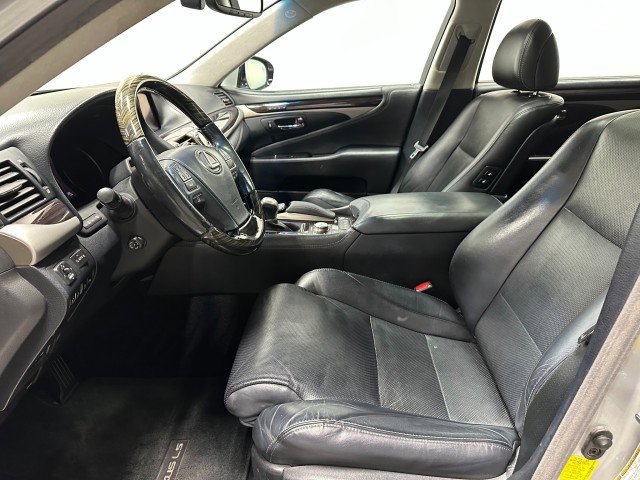 Used 2015 Lexus LS 460 L image 12