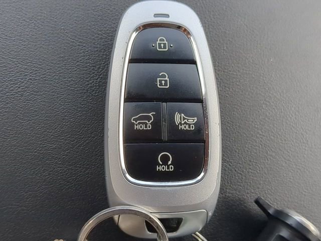 Used 2023 Hyundai Palisade Limited w/ Cargo Package image 29