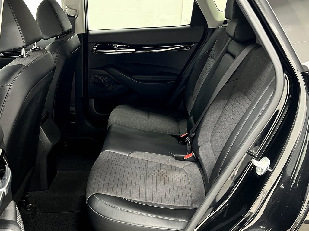 Used 2021 Kia Seltos S image 27