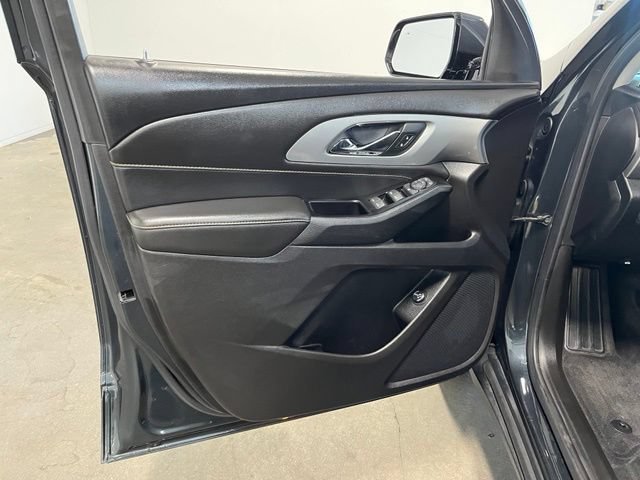 Used 2019 Chevrolet Traverse LT AWD/4WD image 25