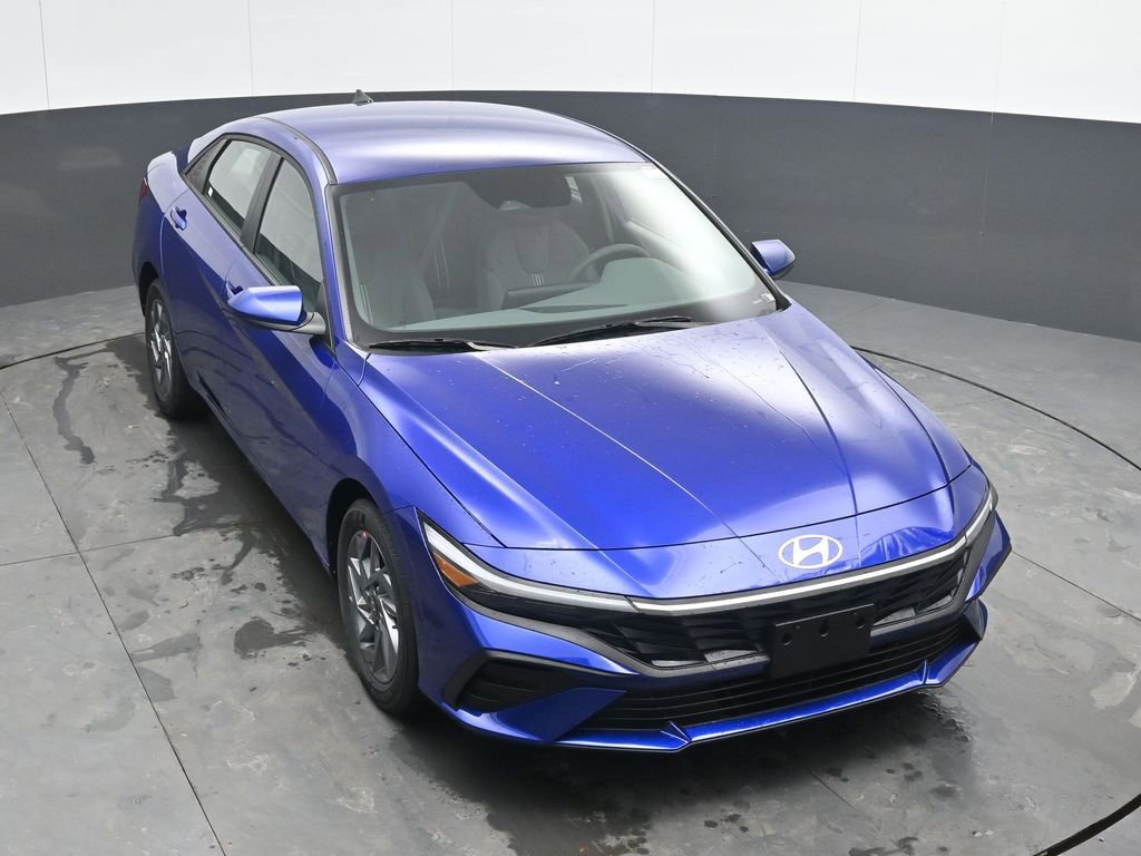 New 2026 Hyundai Elantra Blue image 38