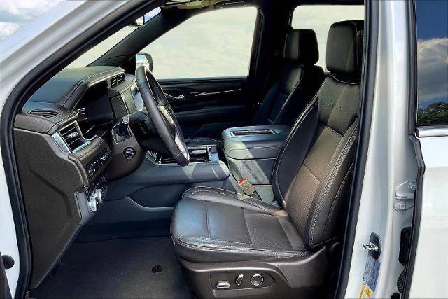 Used 2023 GMC Yukon XL Denali w/ Max Trailering Package image 21
