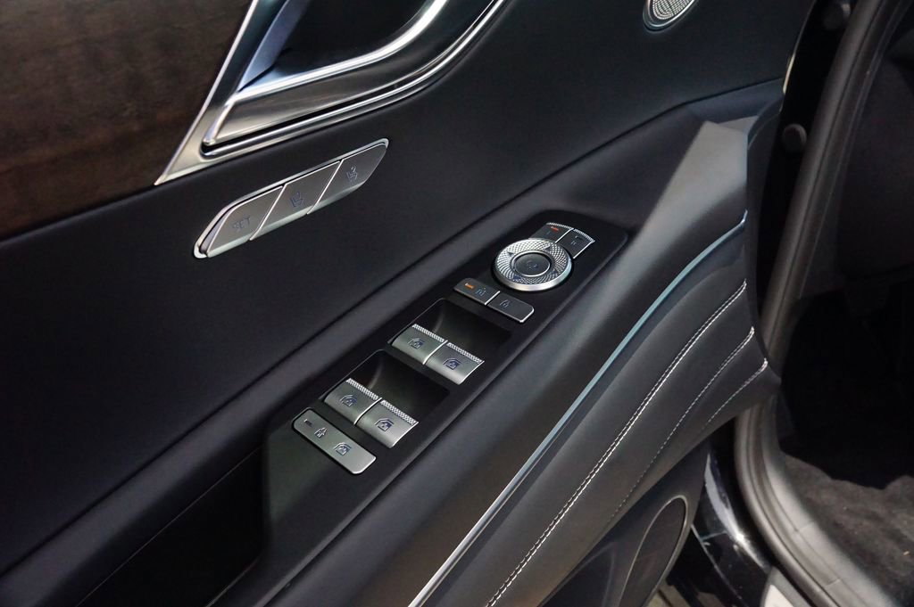 New 2025 Genesis GV80 2.5T Select image 14