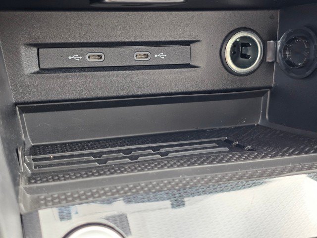 New 2027 Volkswagen Taos SE AWD/4WD image 37