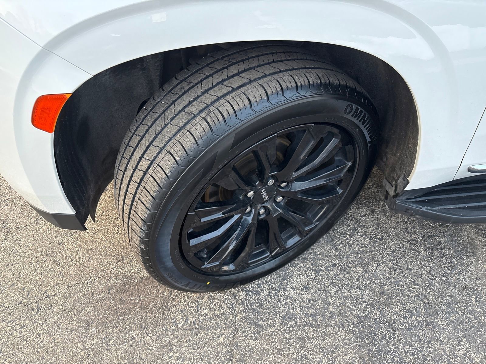 Used 2021 GMC Yukon XL Denali image 27